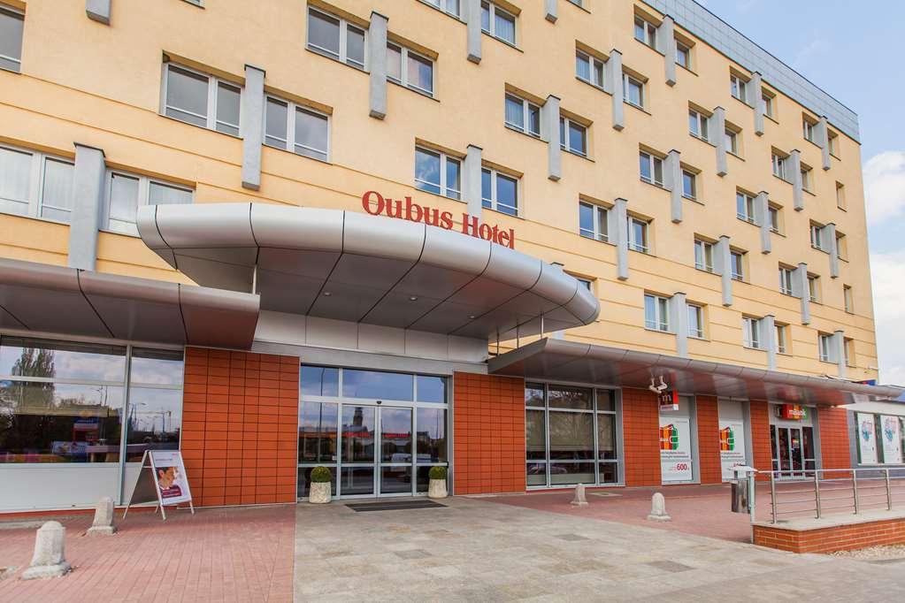 Qubus Hotel Glogow מראה חיצוני תמונה