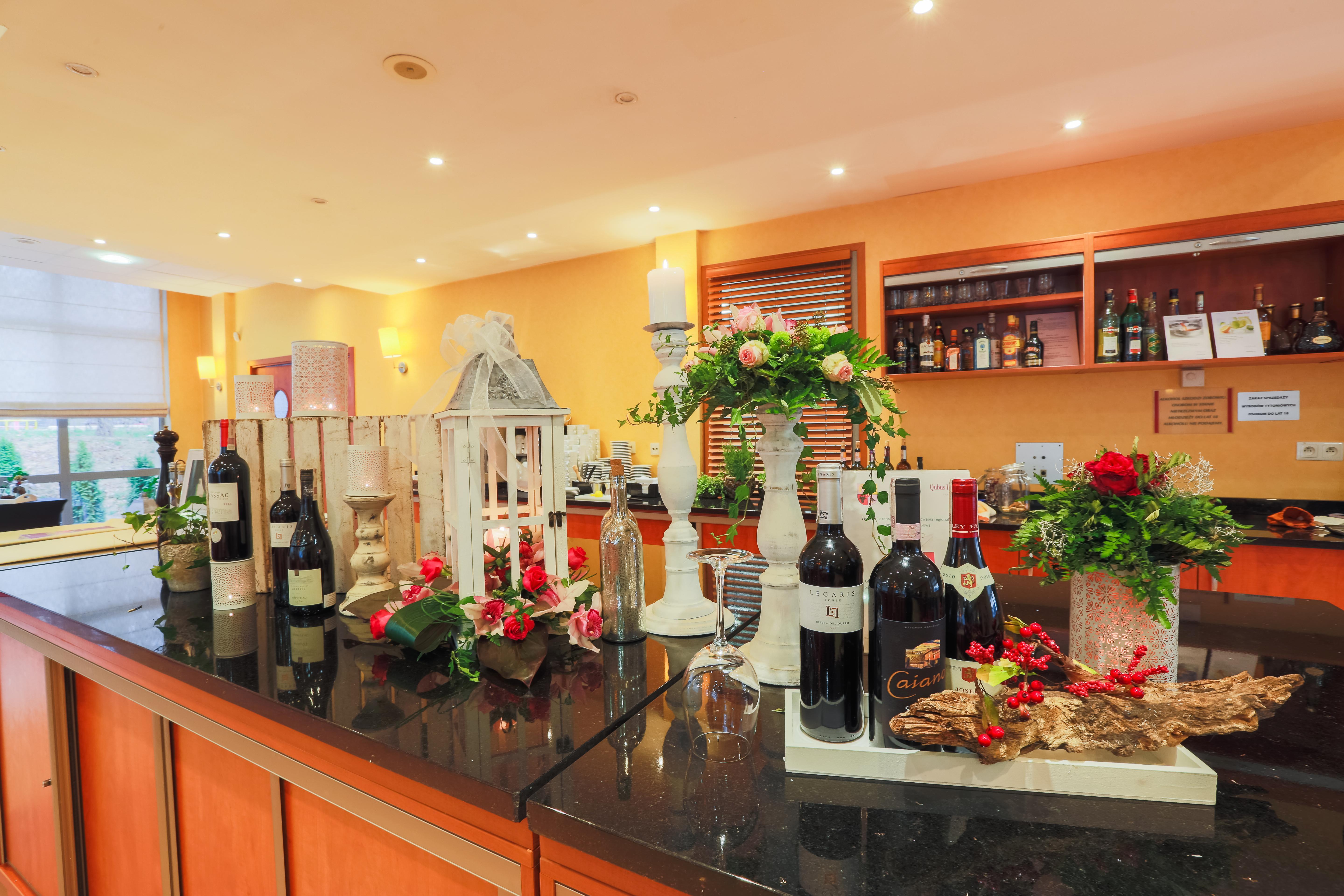 Qubus Hotel Glogow מראה חיצוני תמונה