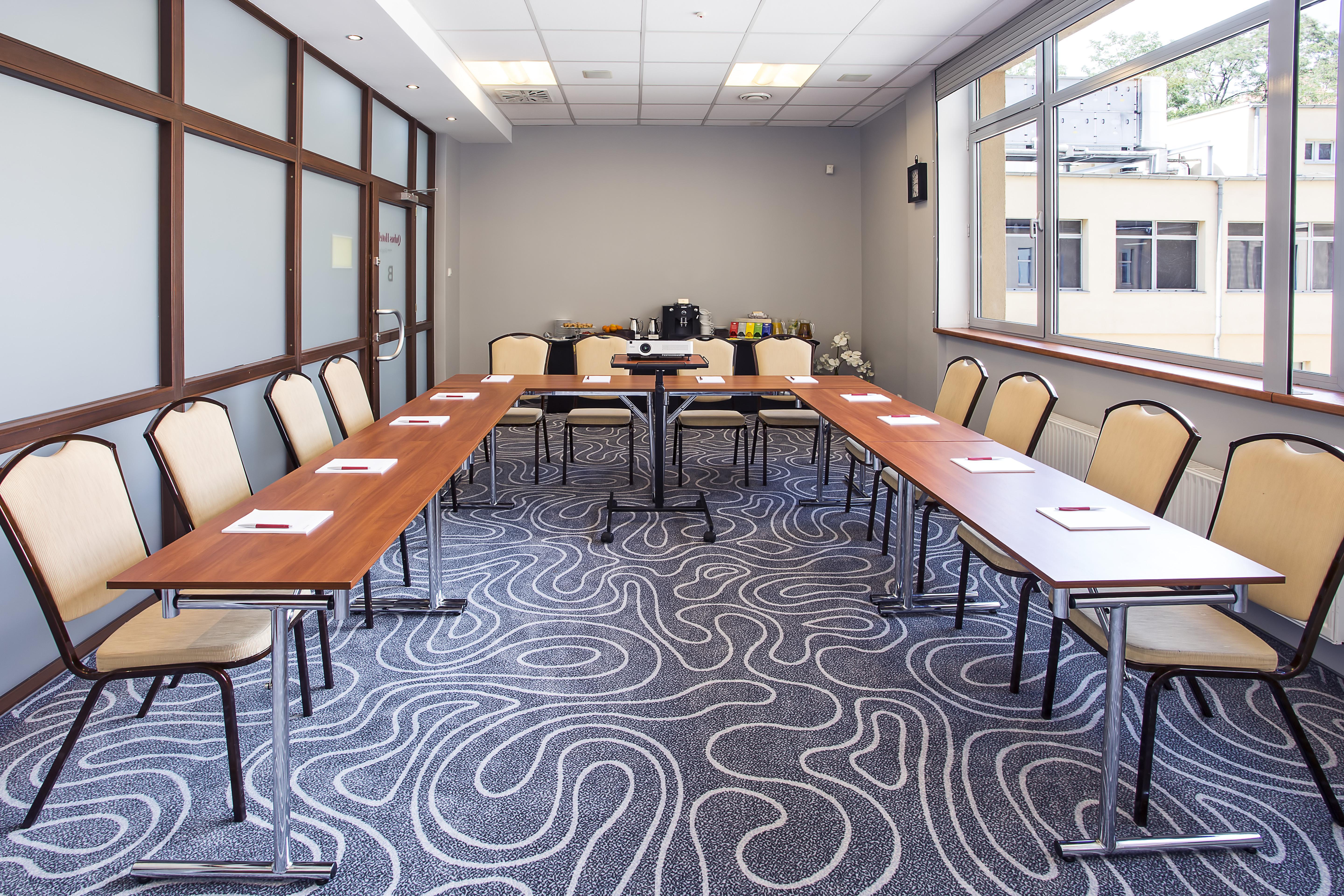 Qubus Hotel Glogow מראה חיצוני תמונה