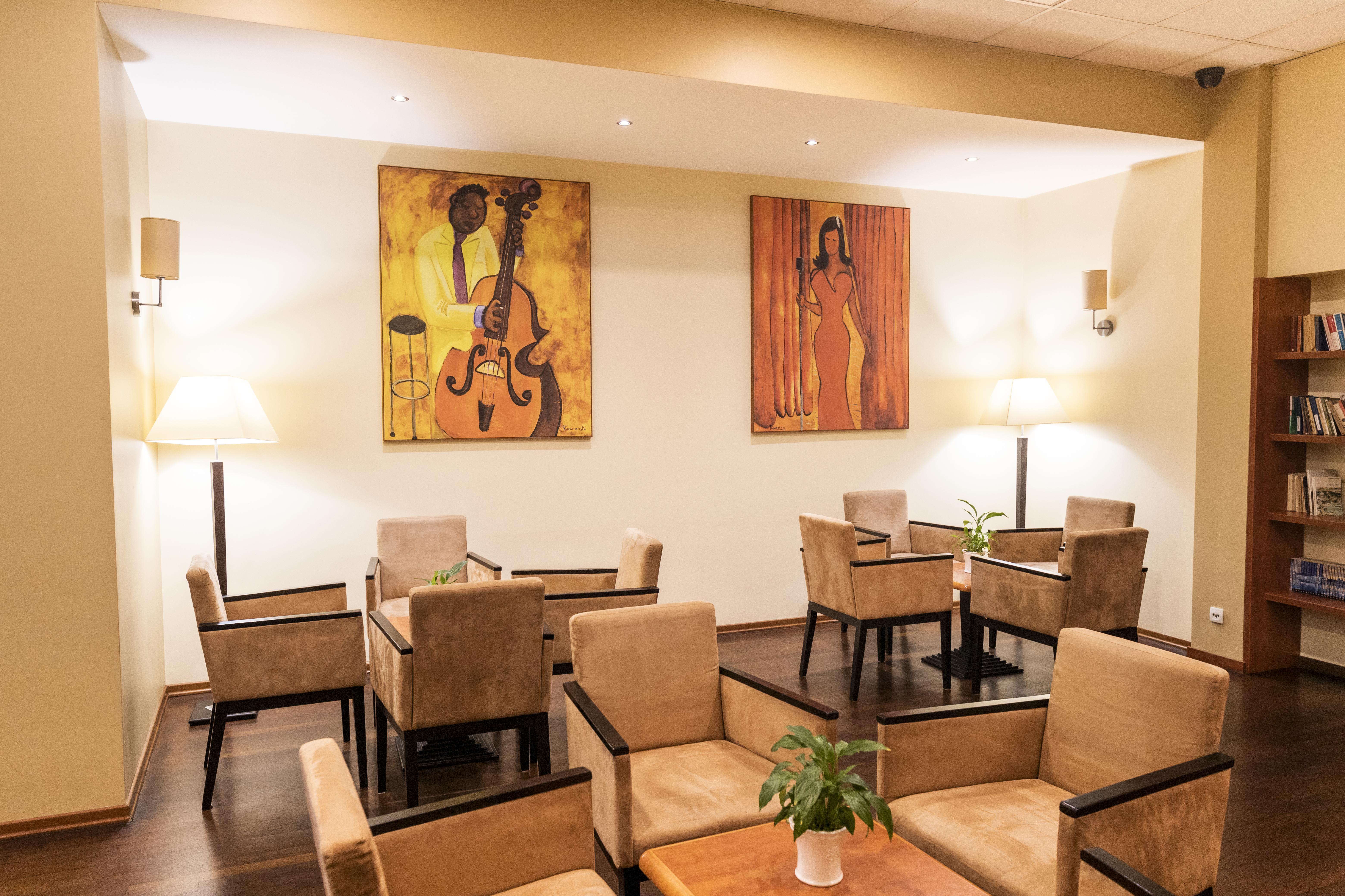 Qubus Hotel Glogow מראה חיצוני תמונה