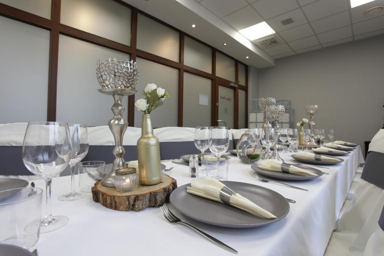 Qubus Hotel Glogow מראה חיצוני תמונה